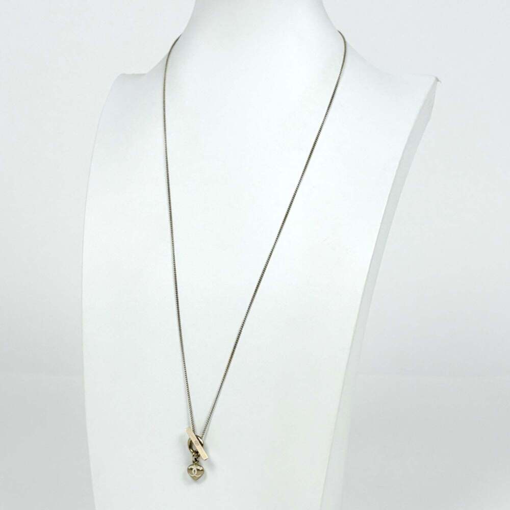 CHANEL Authentic Gold Heart Necklace - Picture 5 of 5